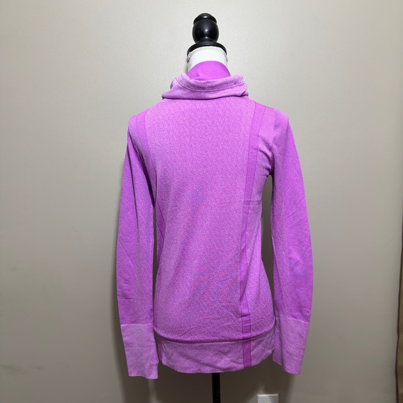 Under Armour Women's Icelandic Foam Threadborne Seamless Funneck size Small - Picture 4 of 12